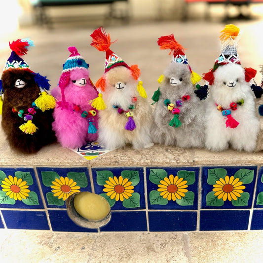 Penelope the Llama from Peru – A Handcrafted Masterpiece of Cultural Craftsmanship