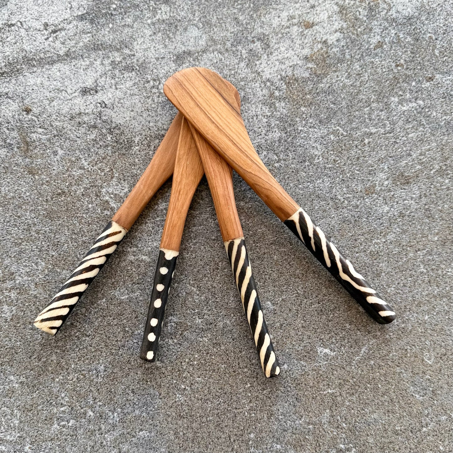 Kenyan Rosewood & Bone Inlay Spreader 