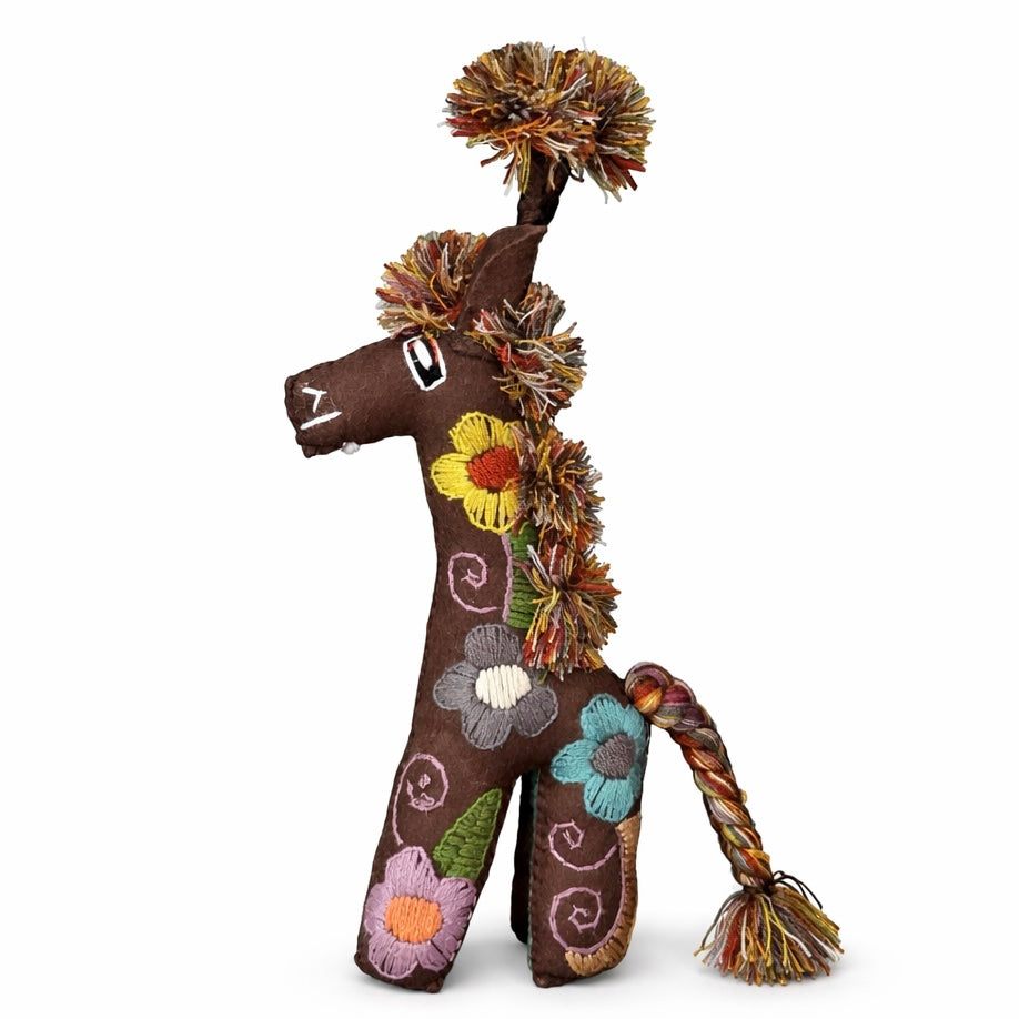Tierra Giraffe