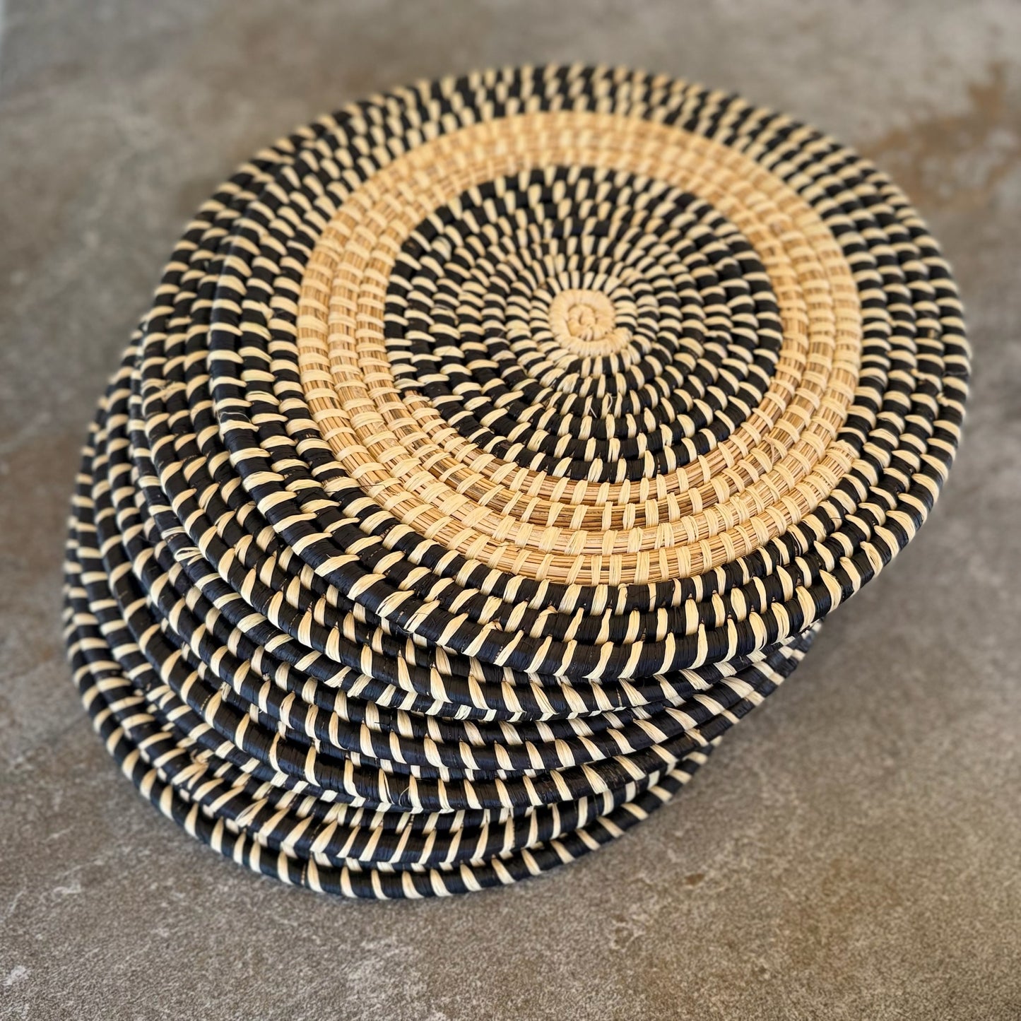 Black & White Woven Charger