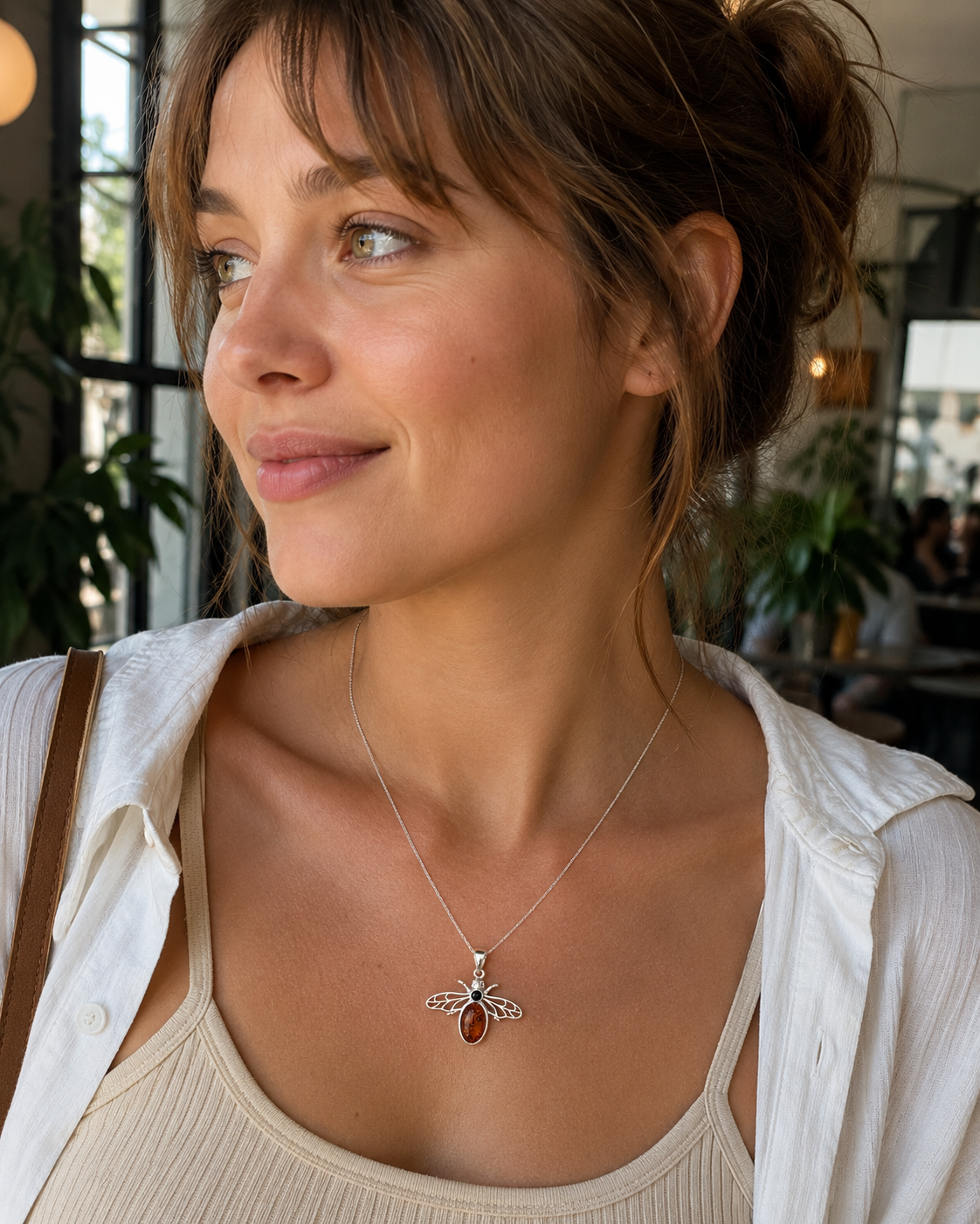 Amberwing Charm