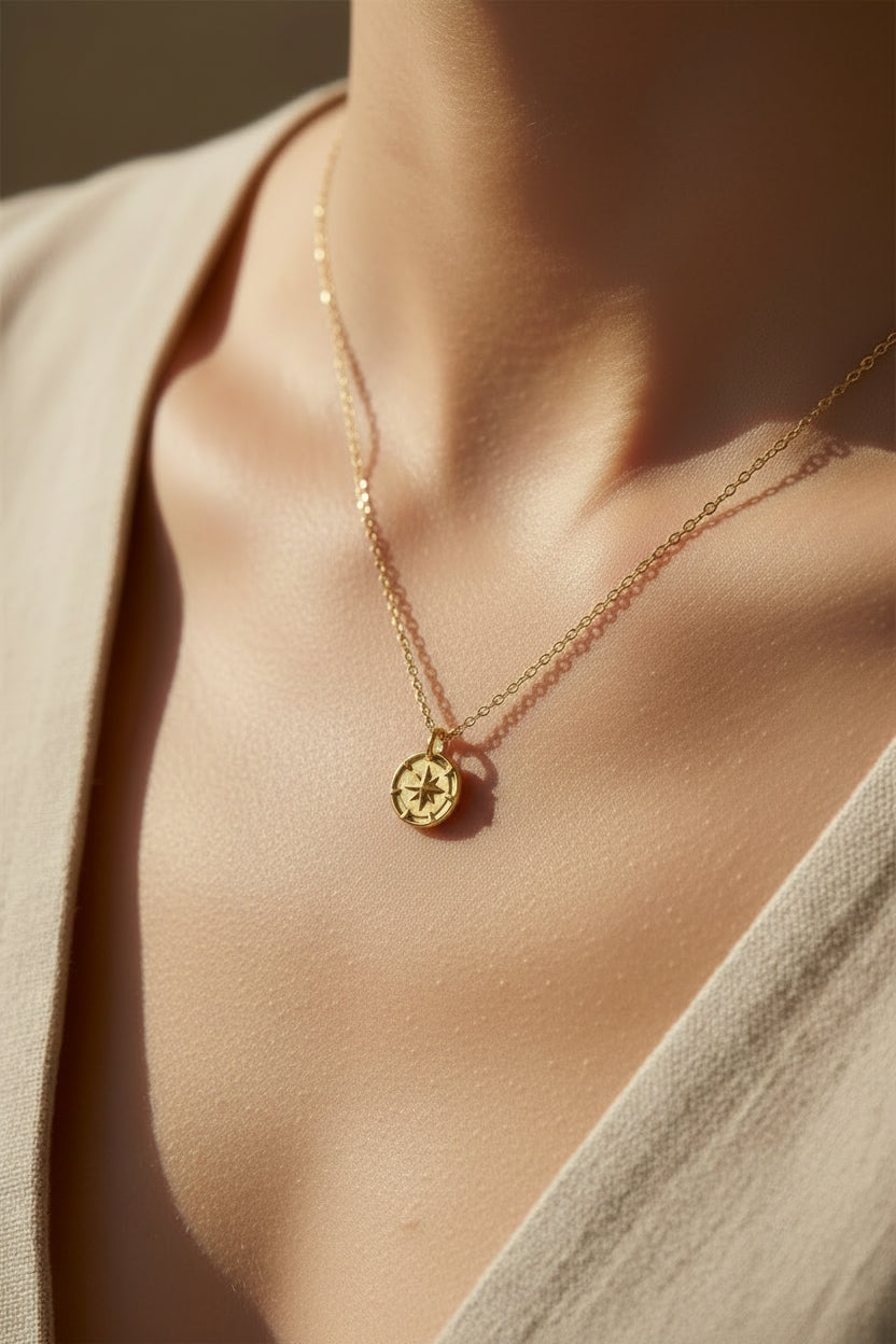 Compass Rose Pendant — 18k Gold